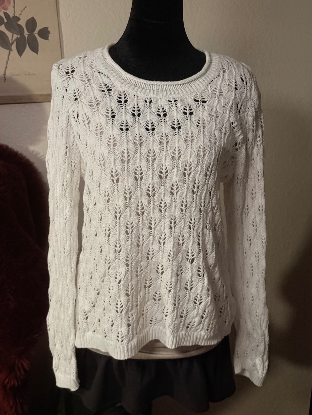 vintage white crochet knit floral crew neck sweater